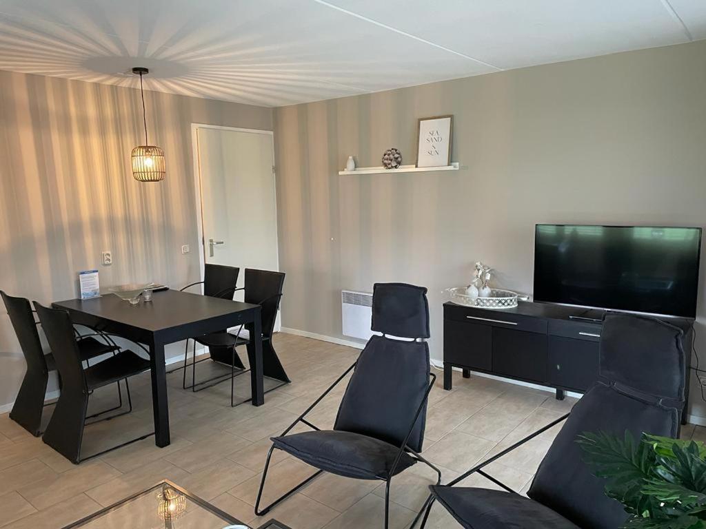 Escape, Appartement Met Groot Terras Buren (Friesland) Exterior foto